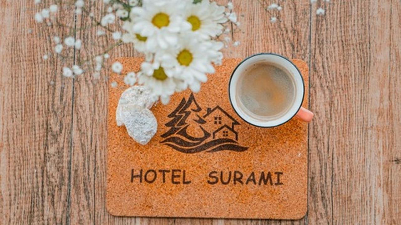 Hotel Surami 外观 照片